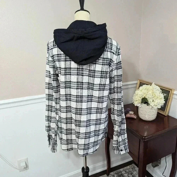 3/$30 NWT River Island Plaid Jacket - Picture 2 of 4